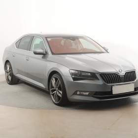 Fotka k inzerátu Škoda Superb 2.0 TSI / 19146978