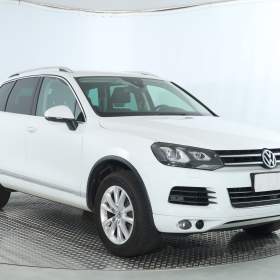 Fotka k inzerátu Volkswagen Touareg 3.0 TDI / 19150490