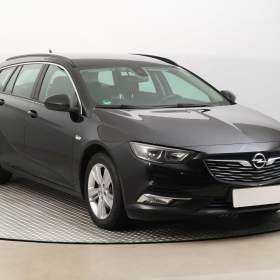 Fotka k inzerátu Opel Insignia 2.0 CDTI / 19150530