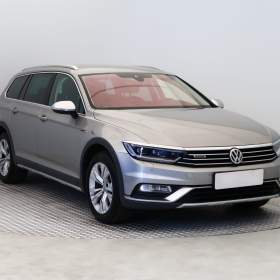 Fotka k inzerátu Volkswagen Passat 2.0 TDI / 19150998