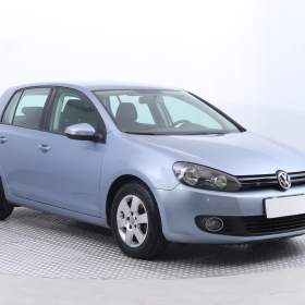 Fotka k inzerátu Volkswagen Golf 1.6 TDI / 19151050