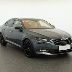 Fotka k inzerátu Škoda Superb 2.0 TDI / 19152017