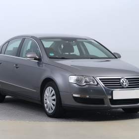 Fotka k inzerátu Volkswagen Passat 1.8 TSI / 19153601