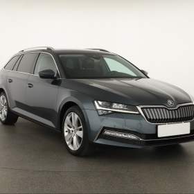 Fotka k inzerátu Škoda Superb iV 1.4 TSI PHEV / 19154033