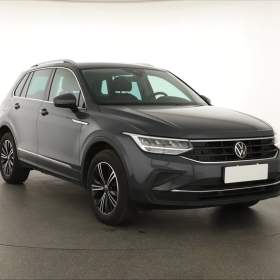 Fotka k inzerátu Volkswagen Tiguan 2.0 TDI / 19155532