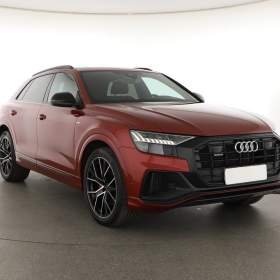 Fotka k inzerátu Audi Q8 55 TFSI / 19159384