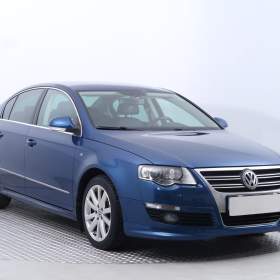 Fotka k inzerátu Volkswagen Passat 1.8 TSI / 19159525