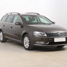 Fotka k inzerátu Volkswagen Passat 2.0 TDI / 19160567