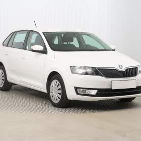 Fotka k inzerátu Škoda Rapid 1.2 TSI / 19160576