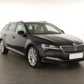 Fotka k inzerátu Škoda Superb 2.0 TSI / 19162423