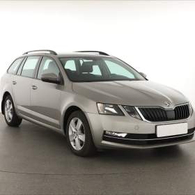 Fotka k inzerátu Škoda Octavia 1.5 TSI / 19163455