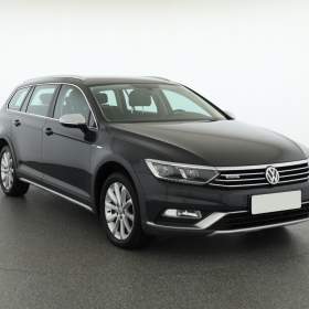 Fotka k inzerátu Volkswagen Passat 2.0 TDI / 19163510