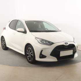 Fotka k inzerátu Toyota Yaris 1.5 VVT- i Hybrid / 19163574