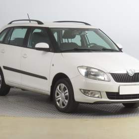 Fotka k inzerátu Škoda Fabia 1.2 TSI / 19167088