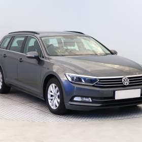 Fotka k inzerátu Volkswagen Passat 2.0 TDI / 19169631