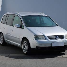 Fotka k inzerátu Volkswagen Touran 1.6 FSI / 19169646