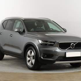 Fotka k inzerátu Volvo XC40 T4 / 19170937