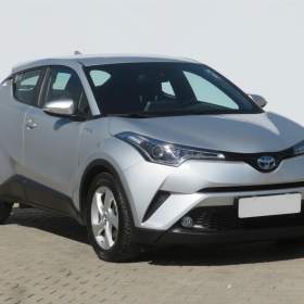 Fotka k inzerátu Toyota C- HR 1.8 Hybrid / 19170956