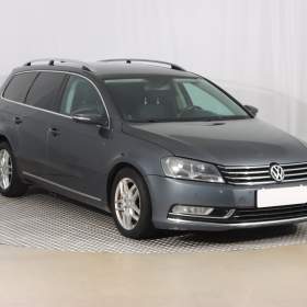 Fotka k inzerátu Volkswagen Passat 1.6 TDI / 19170995