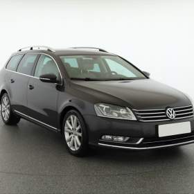 Fotka k inzerátu Volkswagen Passat 2.0 TDI / 19171095