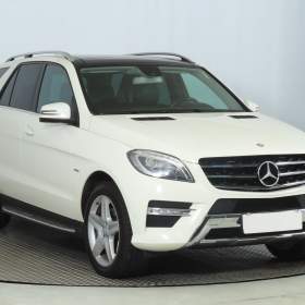 Fotka k inzerátu Mercedes- Benz ML ML 350 BlueTEC / 19171177