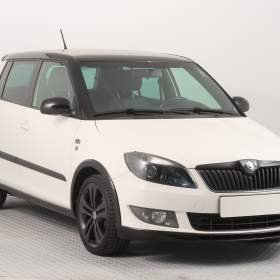 Fotka k inzerátu Škoda Fabia 1.2 TSI / 19171597