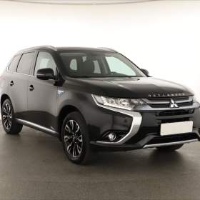 Fotka k inzerátu Mitsubishi Outlander 2.0 PHEV / 19173198