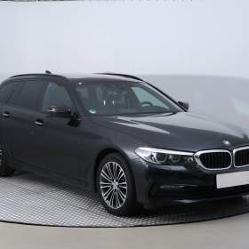 Fotka k inzerátu BMW Řada 5 540d xDrive / 19173286