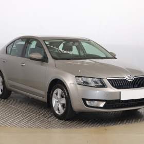 Fotka k inzerátu Škoda Octavia 1.2 TSI / 19174921