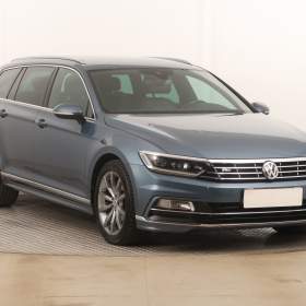 Fotka k inzerátu Volkswagen Passat 2.0 TDI / 19175114