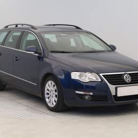 Fotka k inzerátu Volkswagen Passat 1.6 TDI / 19175145