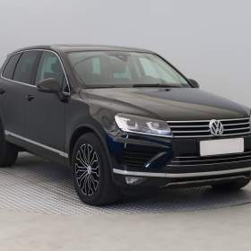 Fotka k inzerátu Volkswagen Touareg 3.0 TDI / 19175786