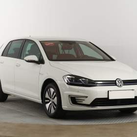 Fotka k inzerátu Volkswagen e- Golf 32 kWh, 37 Ah / 19176327