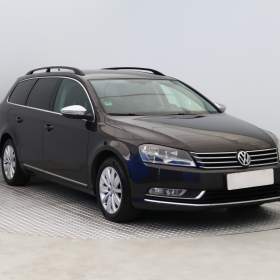 Fotka k inzerátu Volkswagen Passat 2.0 TDI / 19177155