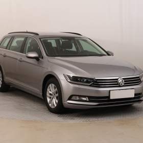 Fotka k inzerátu Volkswagen Passat 1.6 TDI / 19183281