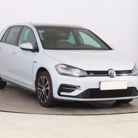 Fotka k inzerátu Volkswagen Golf 1.4 TSI / 19183440