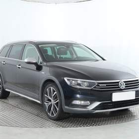 Fotka k inzerátu Volkswagen Passat 2.0 BiTDI / 19183981