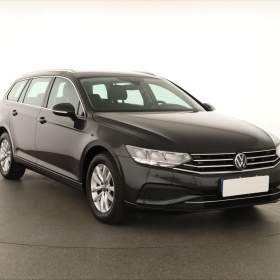 Fotka k inzerátu Volkswagen Passat 1.5 TSI / 19185410