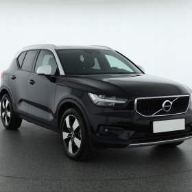 Fotka k inzerátu Volvo XC40 D4 AWD / 19185481