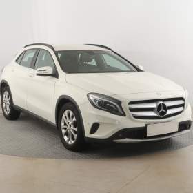 Fotka k inzerátu Mercedes- Benz GLA GLA 220 CDI 4MATIC / 19186979