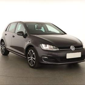 Fotka k inzerátu Volkswagen Golf 1.2 TSI / 19187039