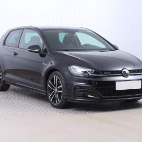 Fotka k inzerátu Volkswagen Golf 2.0 TDI GTD / 19188357