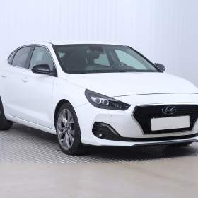 Fotka k inzerátu Hyundai i30 Fastback 1.6 CRDi / 19188360