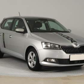 Fotka k inzerátu Škoda Fabia 1.0 TSI / 19200045