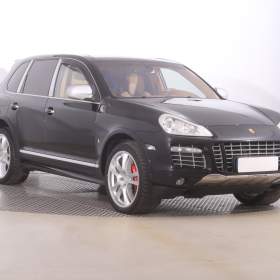 Fotka k inzerátu Porsche Cayenne GTS / 19200733