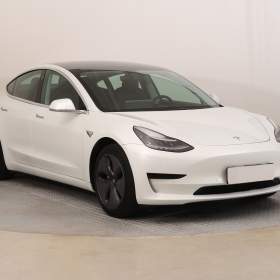 Fotka k inzerátu Tesla Model 3 Std Range Plus LFP / 19207910