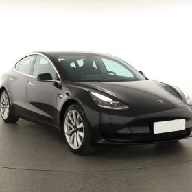 Fotka k inzerátu Tesla Model 3 Std Range Plus 49kWh / 19215485