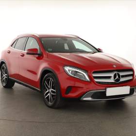 Fotka k inzerátu Mercedes- Benz GLA GLA 200 CDI 4MATIC / 19224770