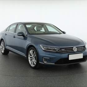 Fotka k inzerátu Volkswagen Passat 1.4 GTE / 19227919