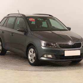 Fotka k inzerátu Škoda Fabia 1.0 TSI / 19230046